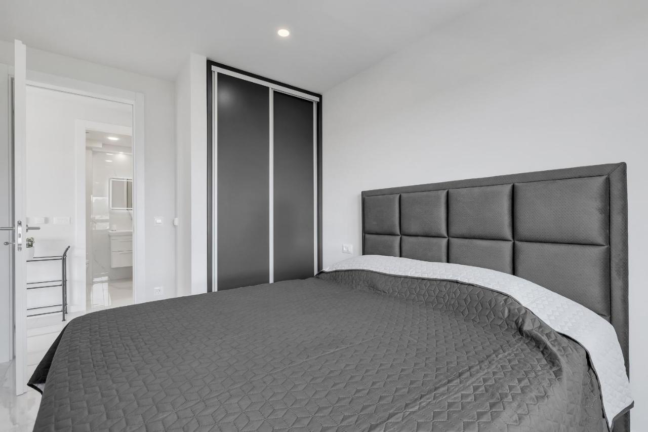 Luxury Seaview Apartment Dzenan Makarska Luaran gambar
