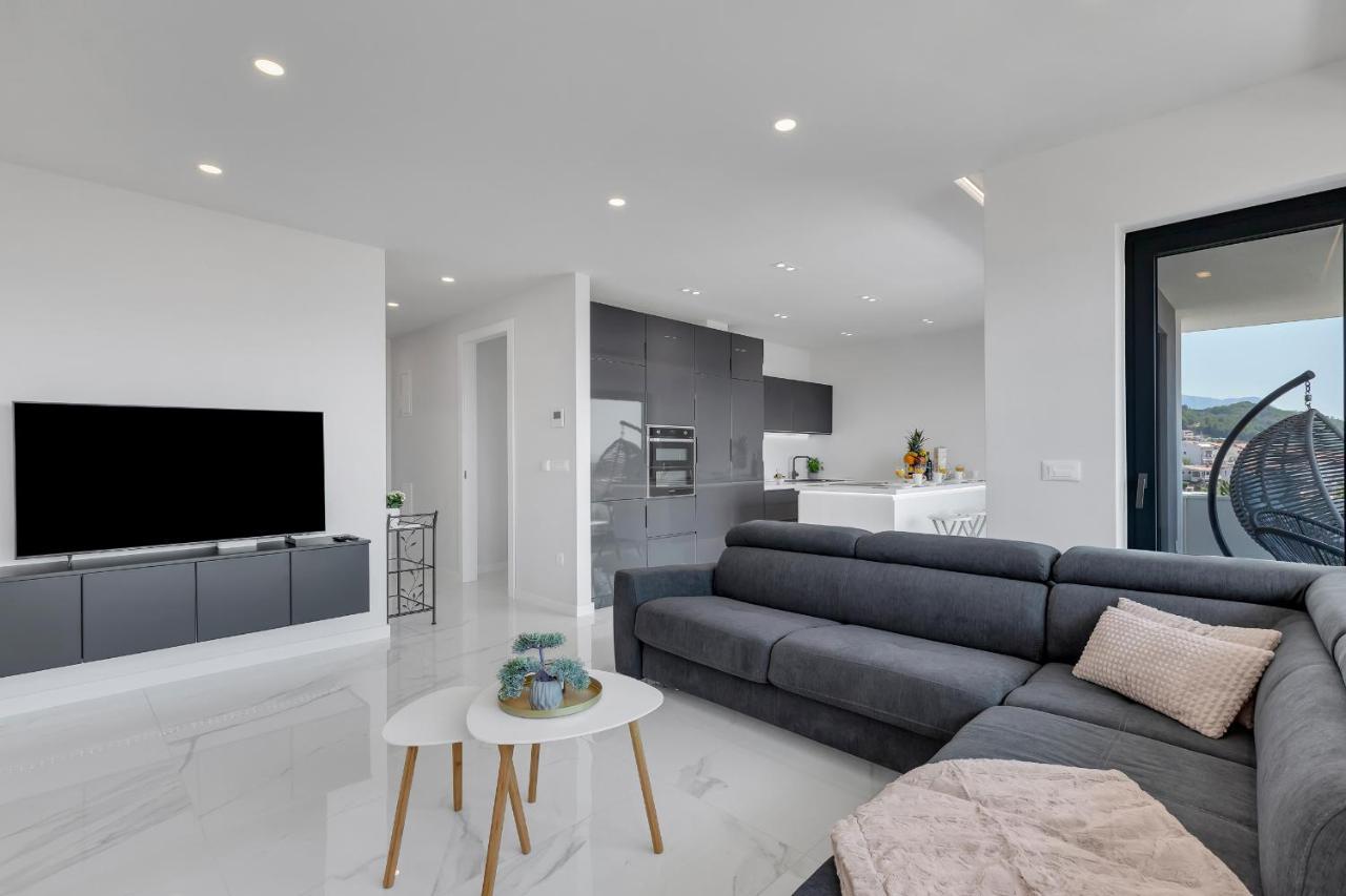 Luxury Seaview Apartment Dzenan Makarska Luaran gambar