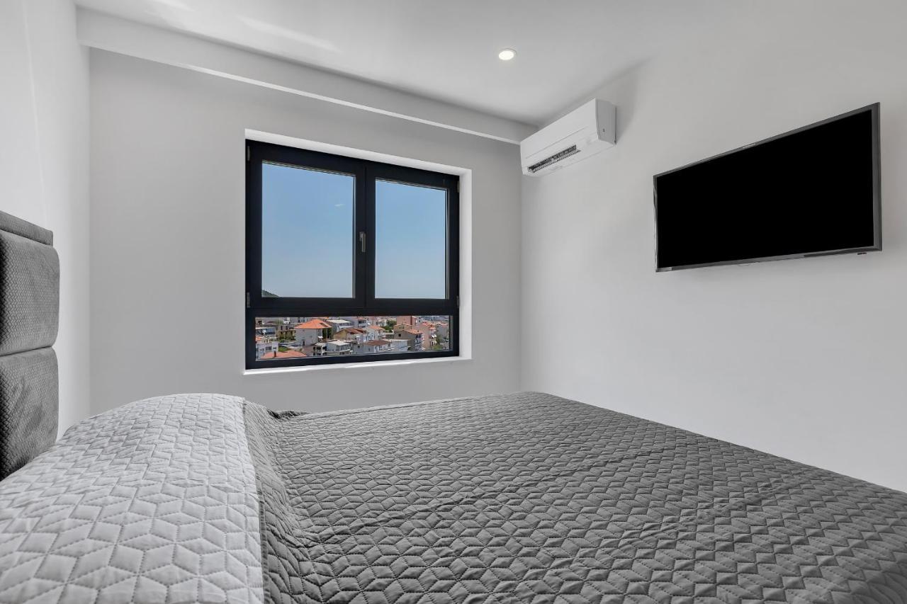 Luxury Seaview Apartment Dzenan Makarska Luaran gambar
